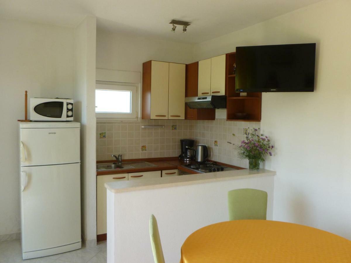 Botic Apartment